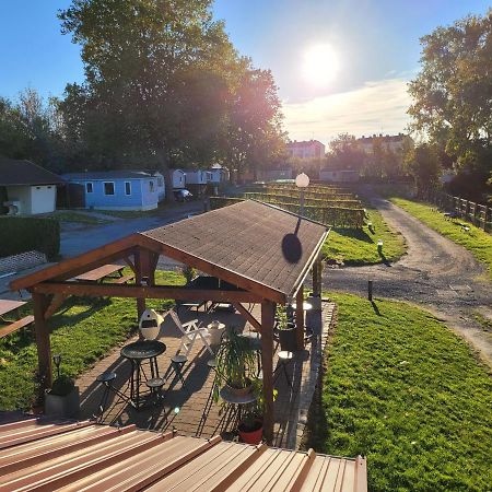 Camping Le Brochet Перон Екстер'єр фото