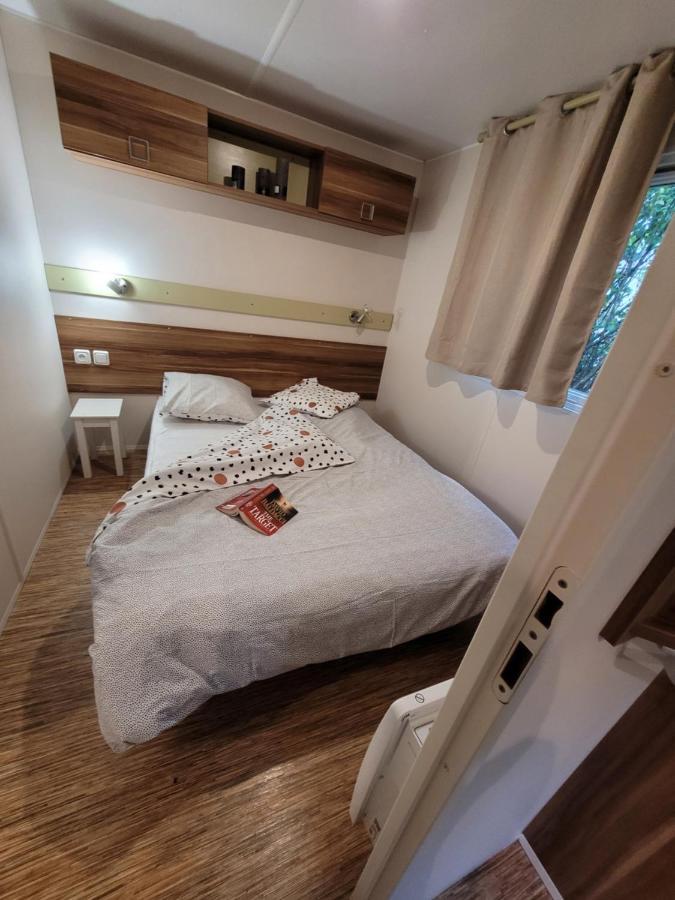 Camping Le Brochet Перон Екстер'єр фото